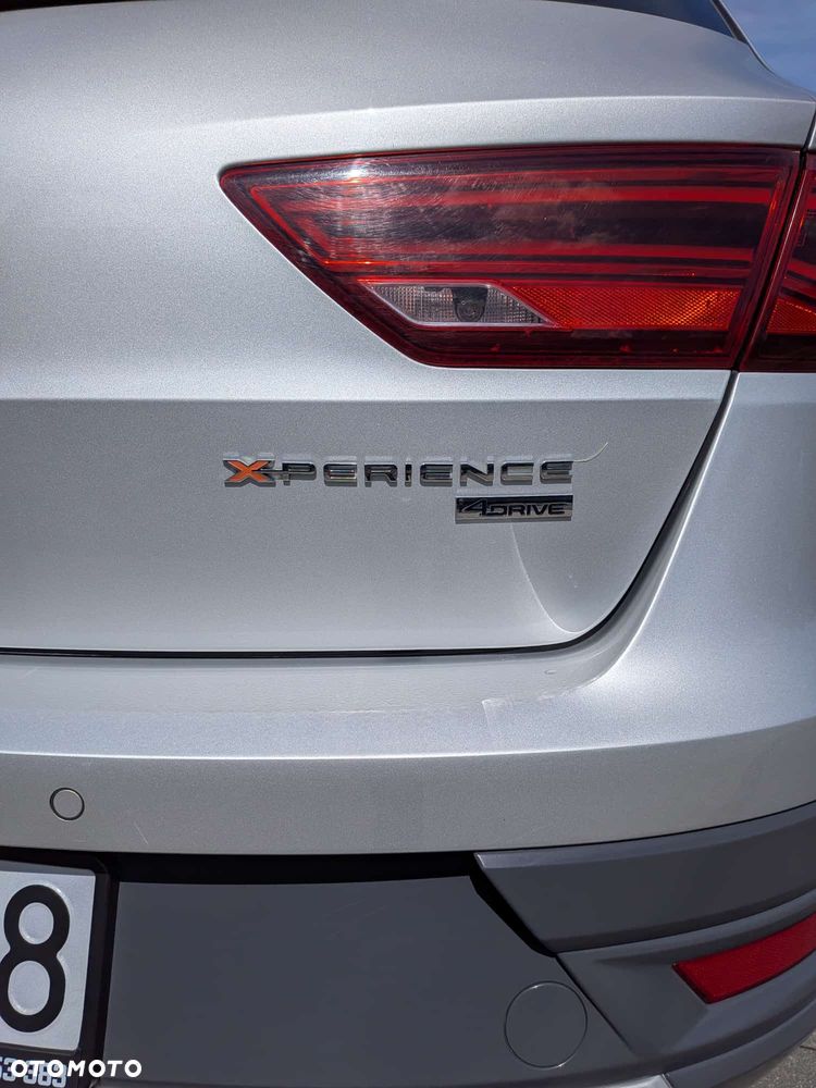 Seat Leon 2.0 TDI DPF Start&Stop DSG XCELLENCE - 1