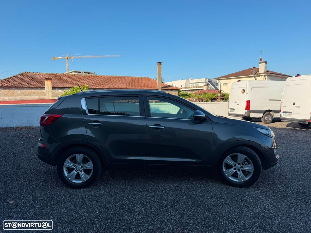 Kia Sportage 1.7 CRDI ISG LX - 13