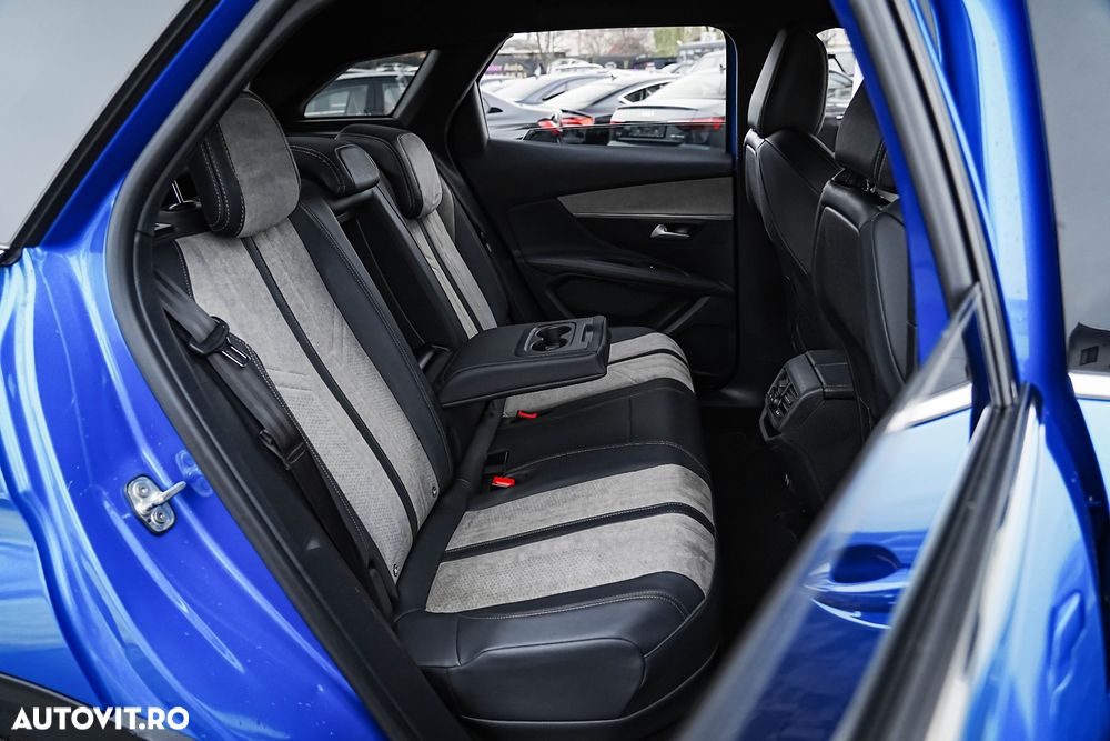 Peugeot 3008 Hybrid 225 e-EAT8 GT Pack - 18