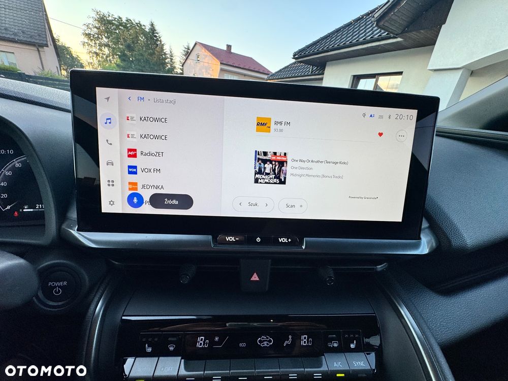 Toyota C-HR 1.8 Hybrid GPF Selection - 17