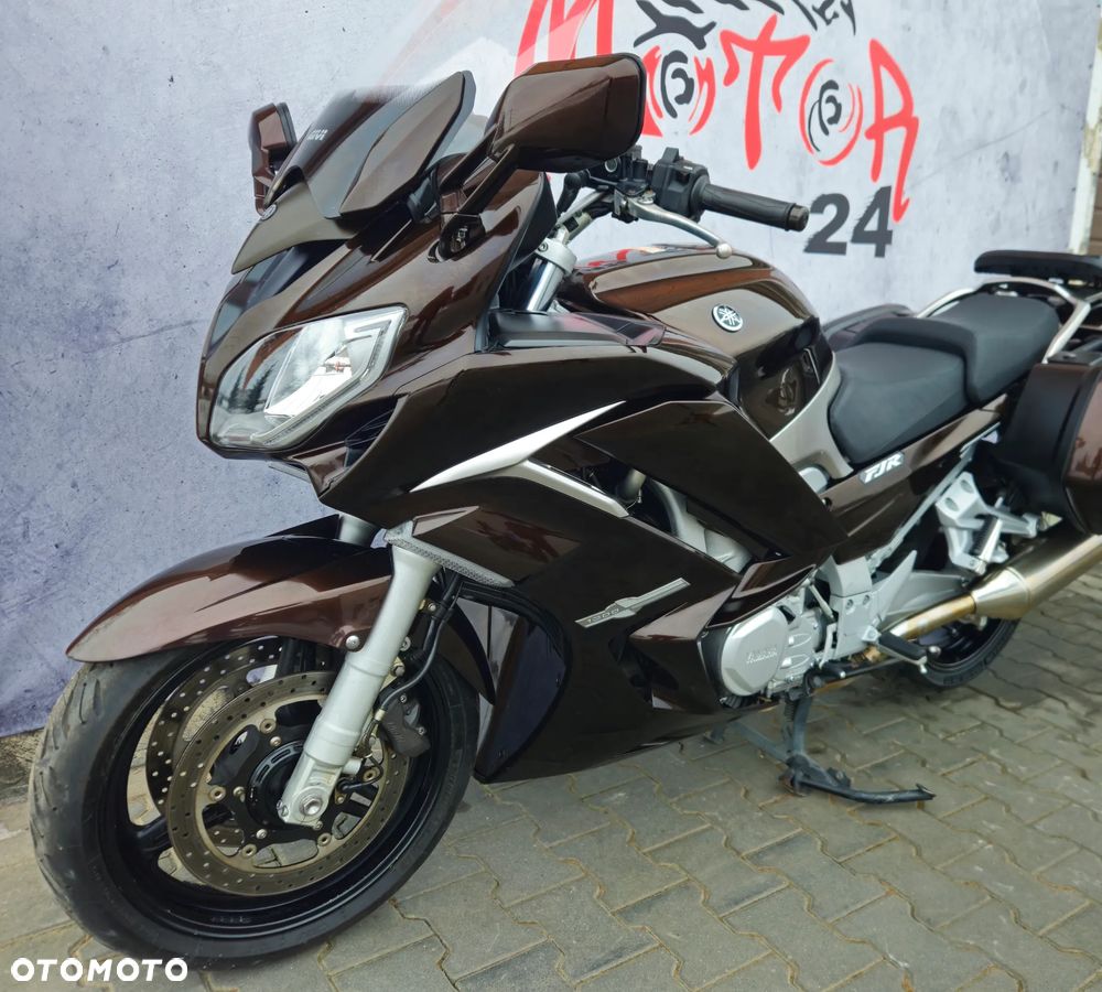 Yamaha FJR - 23