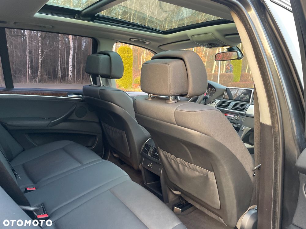 BMW X5 xDrive30d - 27