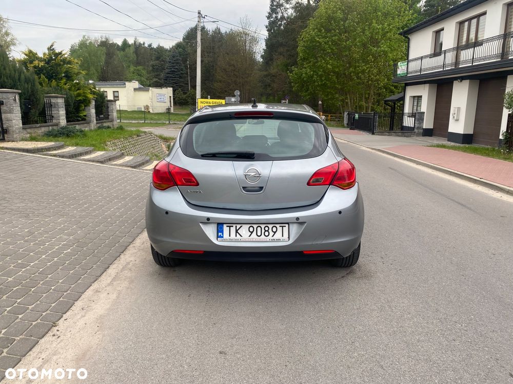 Opel Astra 1.4 Cosmo - 7