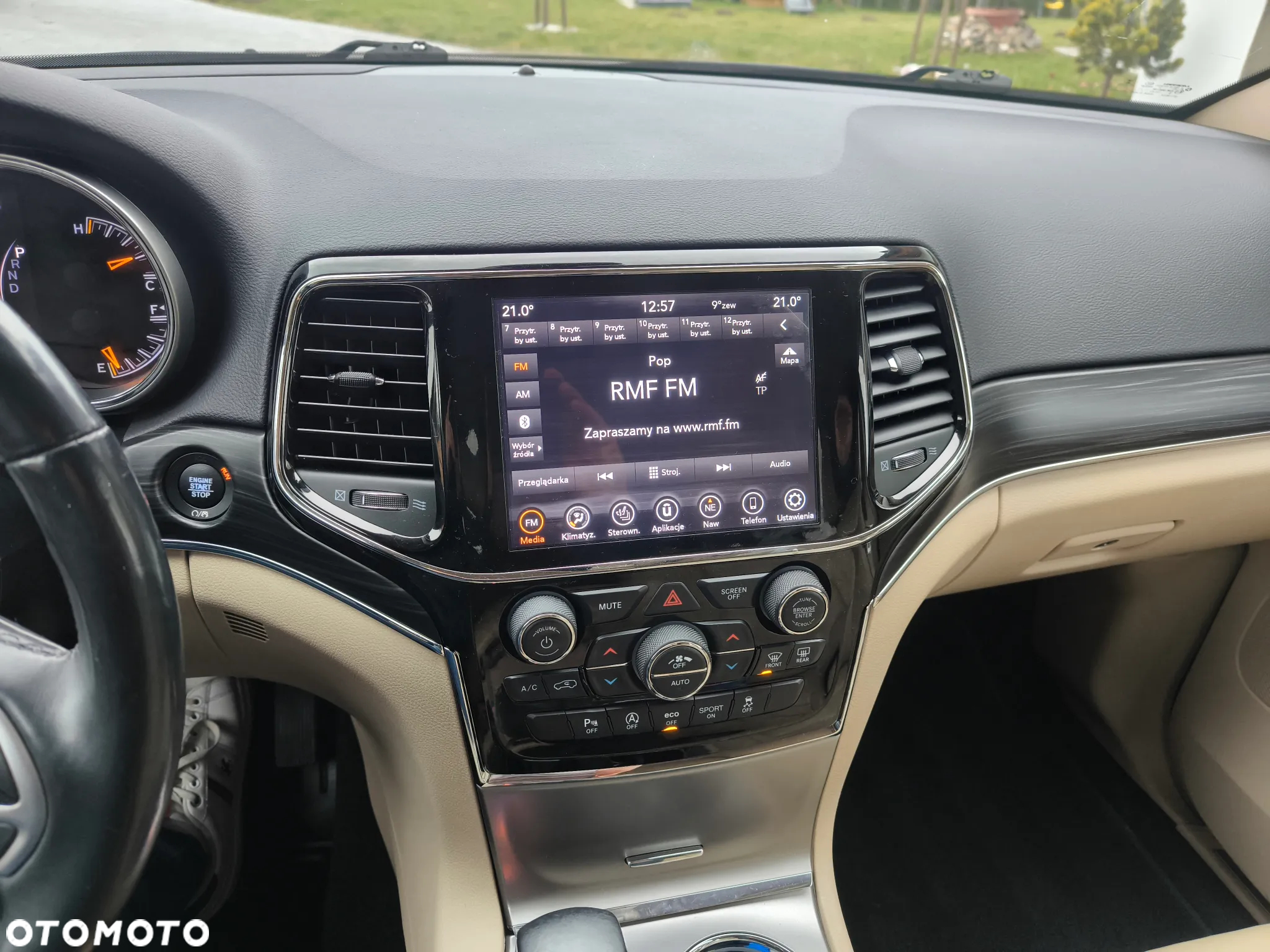 Jeep Grand Cherokee - 3