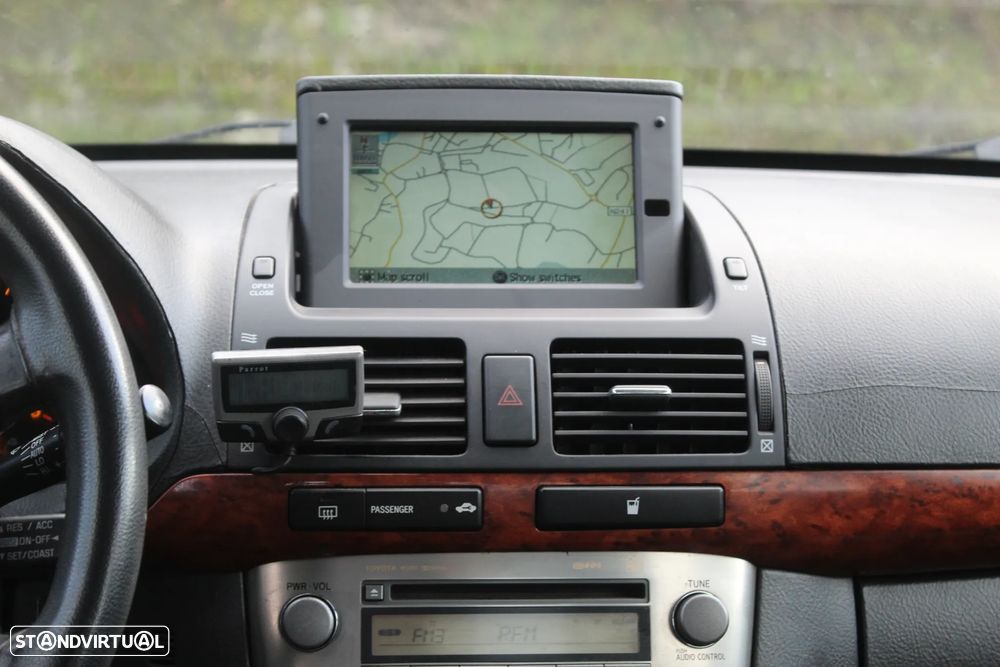 Toyota Avensis SD 2.0 D-4D - 8