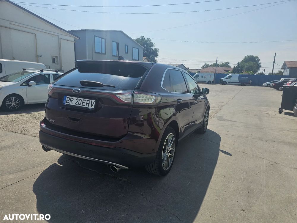 Ford Edge 2.0 TDCi Powershift Titanium - 5