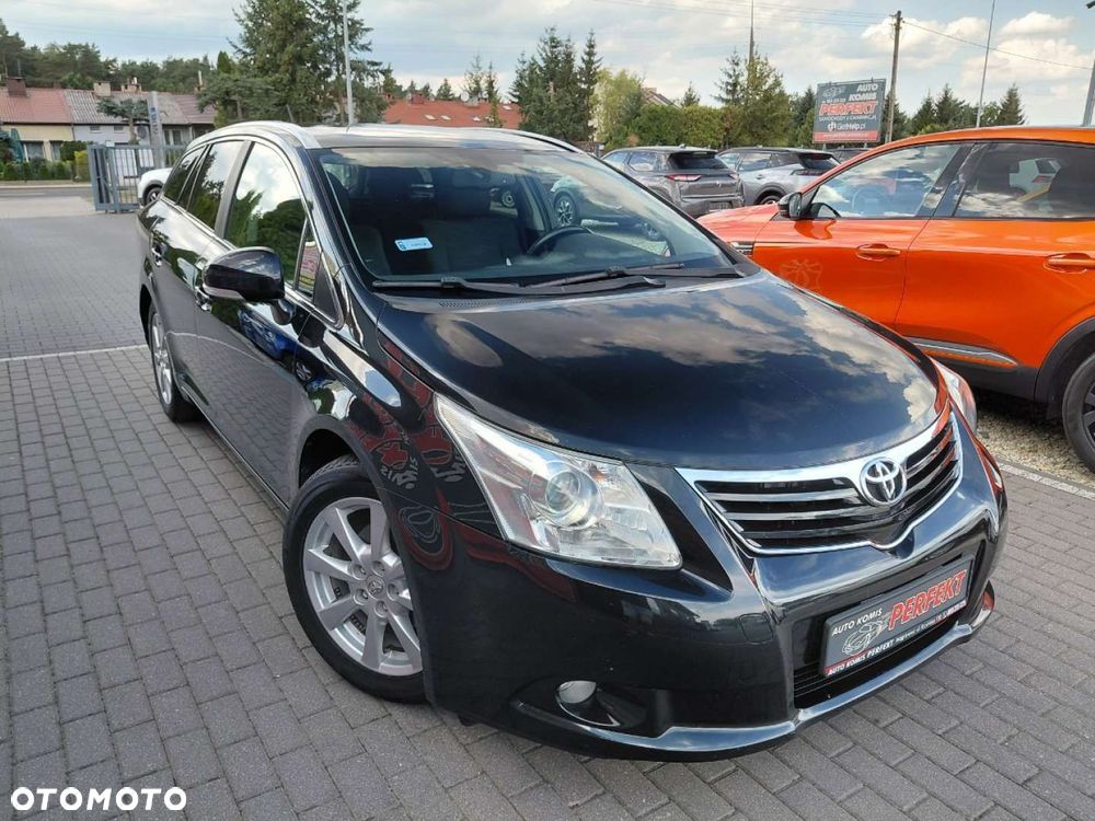 Toyota Avensis - 4