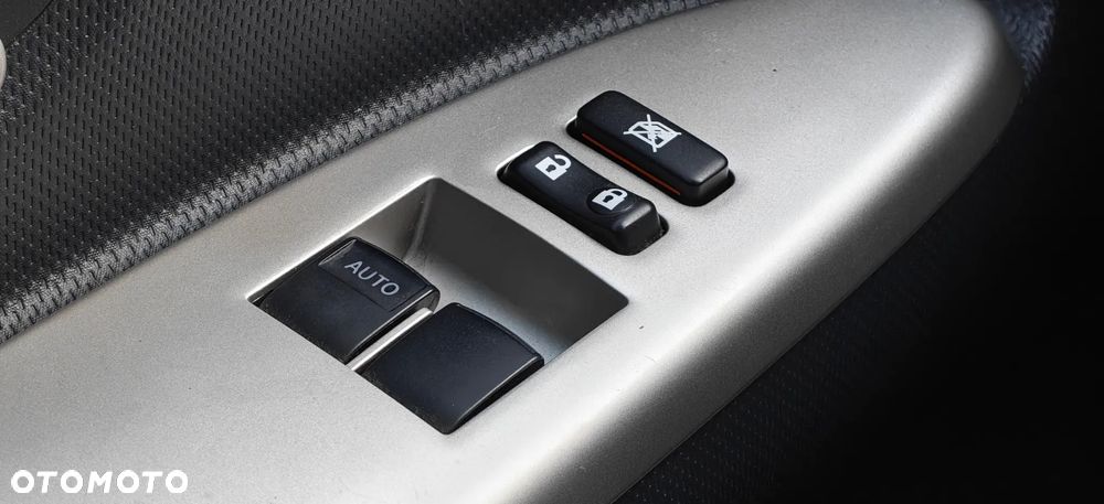 Toyota Urban Cruiser 1.4 D-4D 4x2 Town - 25