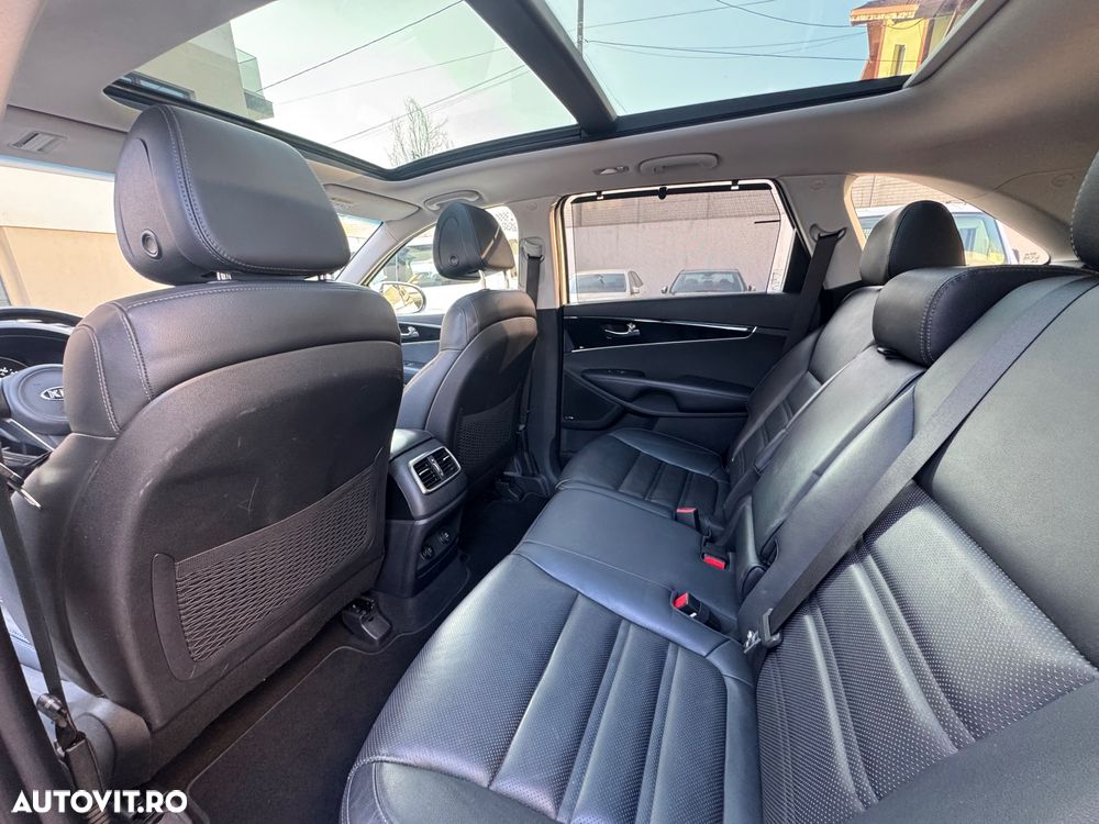 Kia Sorento 2.2 CRDi AWD Aut. Vision - 17