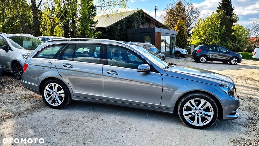 Mercedes-Benz Klasa C 180 BlueEFFICIENCY 7G-TRONIC Avantgarde - 10