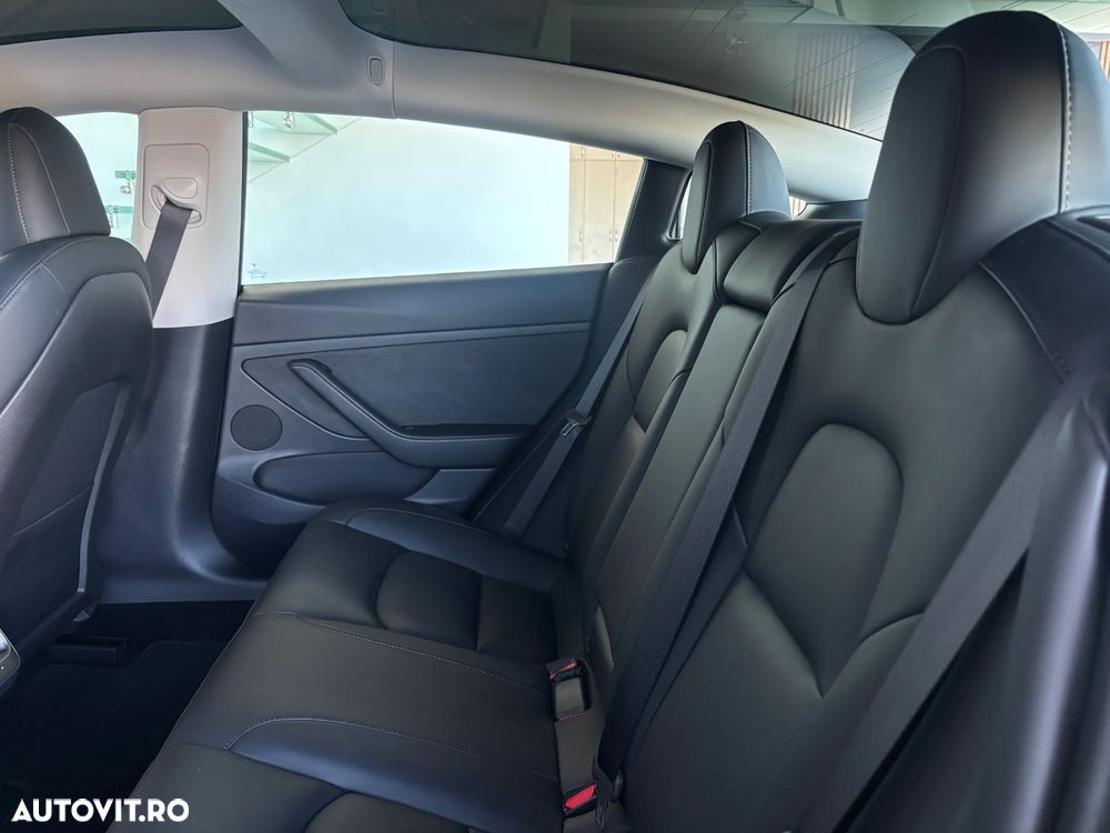 Tesla Model 3 Langstreckenbatterie Allradantrieb Dual Motor - 18