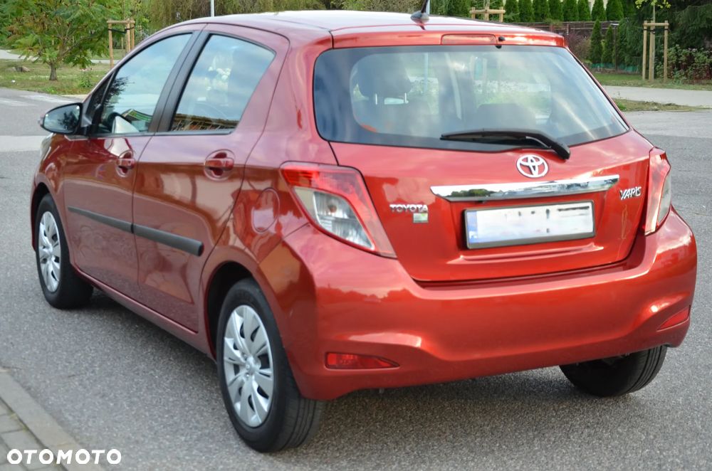 Toyota Yaris 1.33 Luna - 6