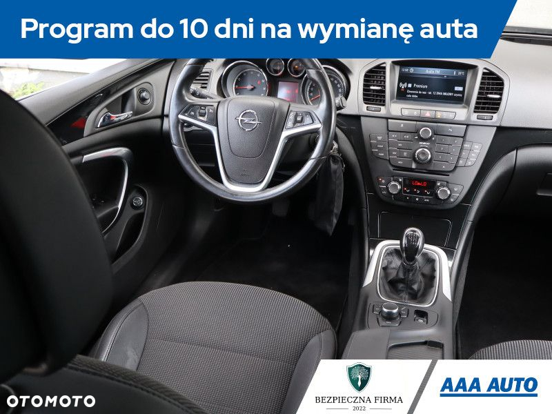 Opel Insignia - 8