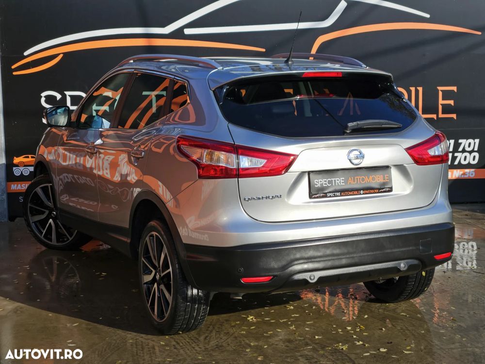 Nissan Qashqai 1.6 DCI Xtronic TEKNA - 5