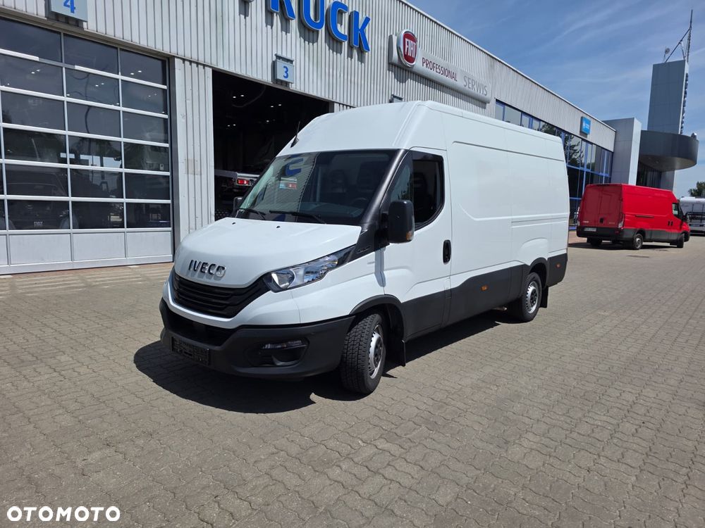 Iveco 35S16V L3H2 Średniak Furgon Blaszak - 11