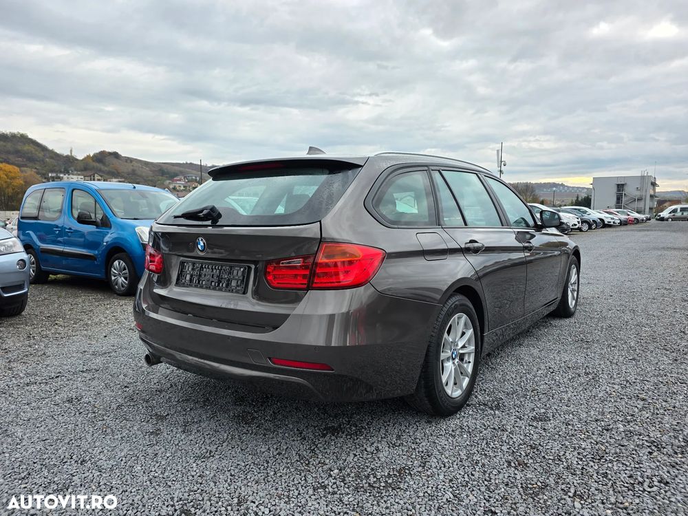 BMW Seria 3 316d MHEV - 6