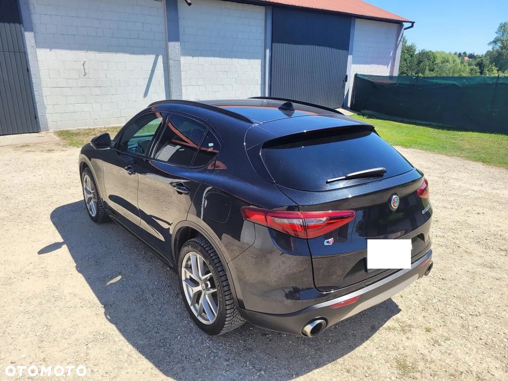 Alfa Romeo Stelvio 2.0 Turbo 16V AT8-Q4 Veloce Ti - 7