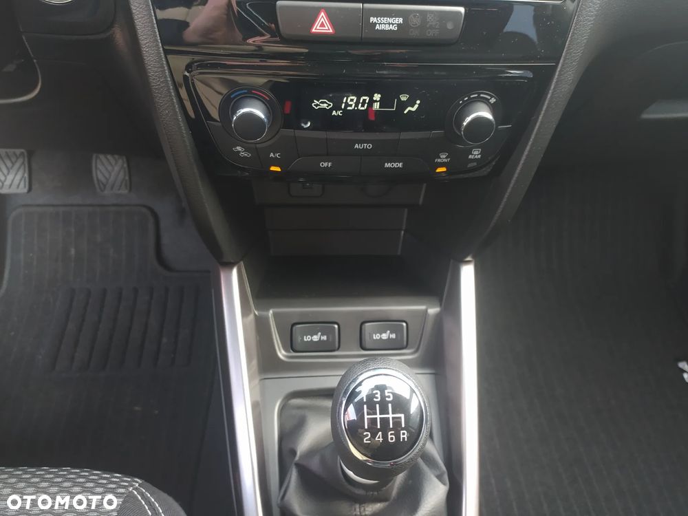Suzuki Vitara 1.4 Boosterjet mHEV Premium Plus 2WD - 25