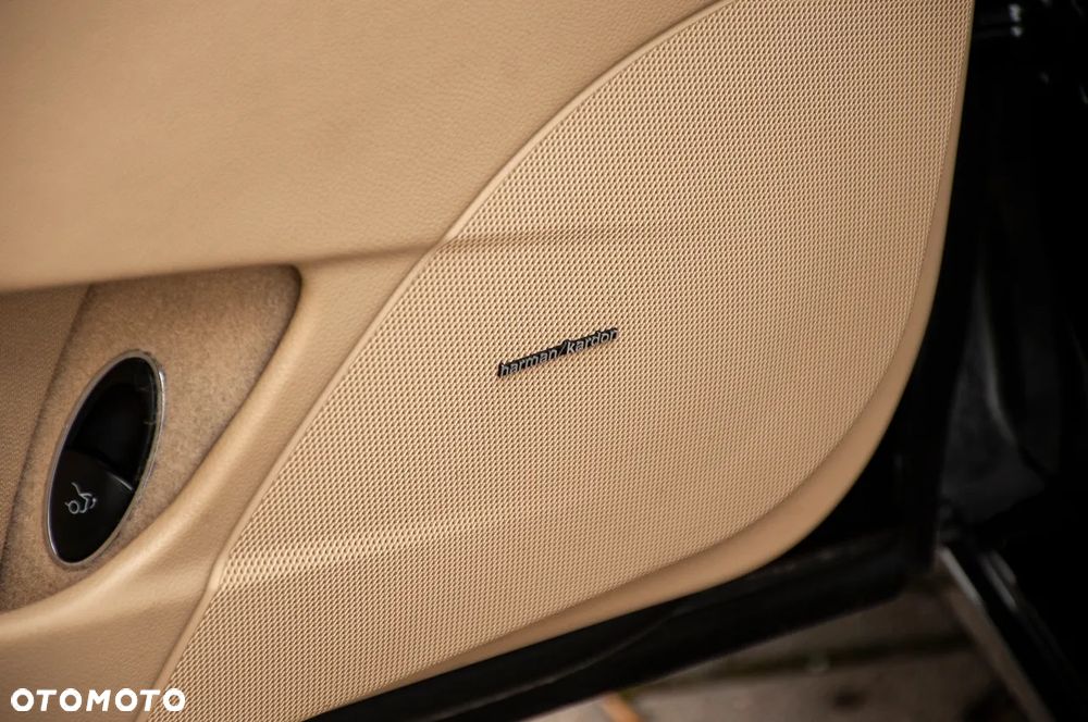 Mercedes-Benz CLS 500 - 19