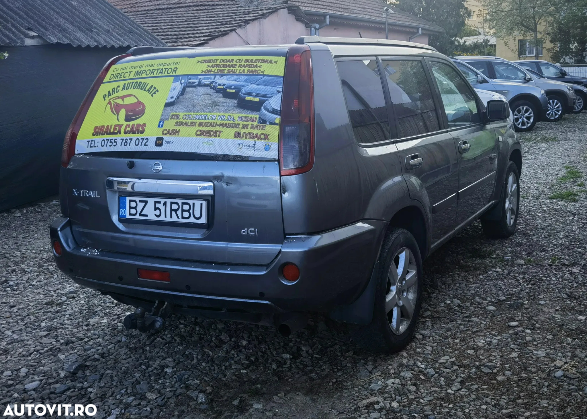 Nissan X-Trail 2.2 dCi 4x4 DPF Comfort - 4