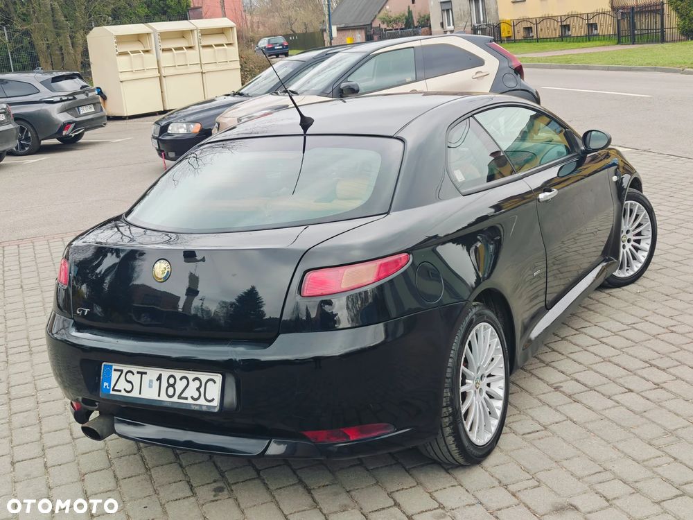 Alfa Romeo 147 1.9 JTD 16V Black Line - 3