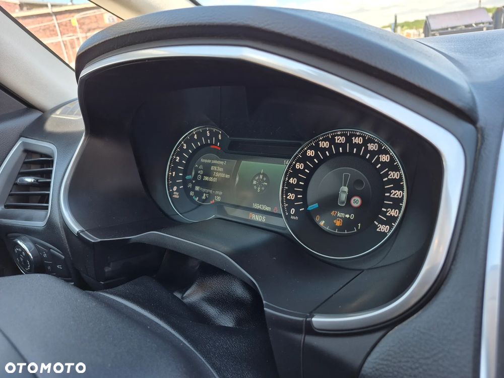 Ford S-Max 2.0 TDCi Titanium PowerShift - 32