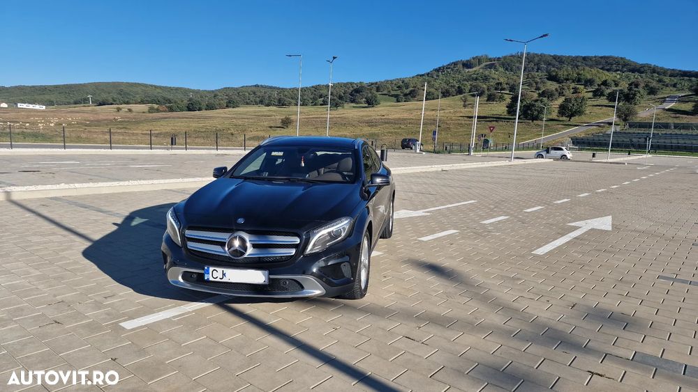Mercedes-Benz GLA 220 CDI 4MATIC Aut. - 1