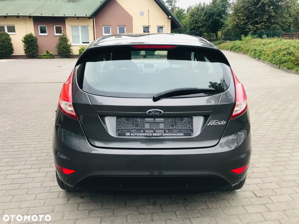 Ford Fiesta 1.0 Champions Edition - 6