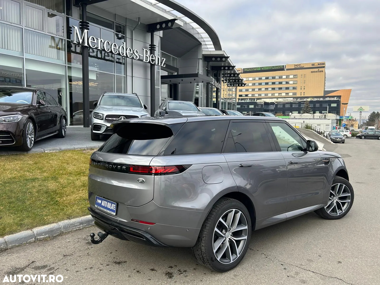 Land Rover Range Rover Sport 3.0 I6 D250 MHEV Dynamic SE - 5