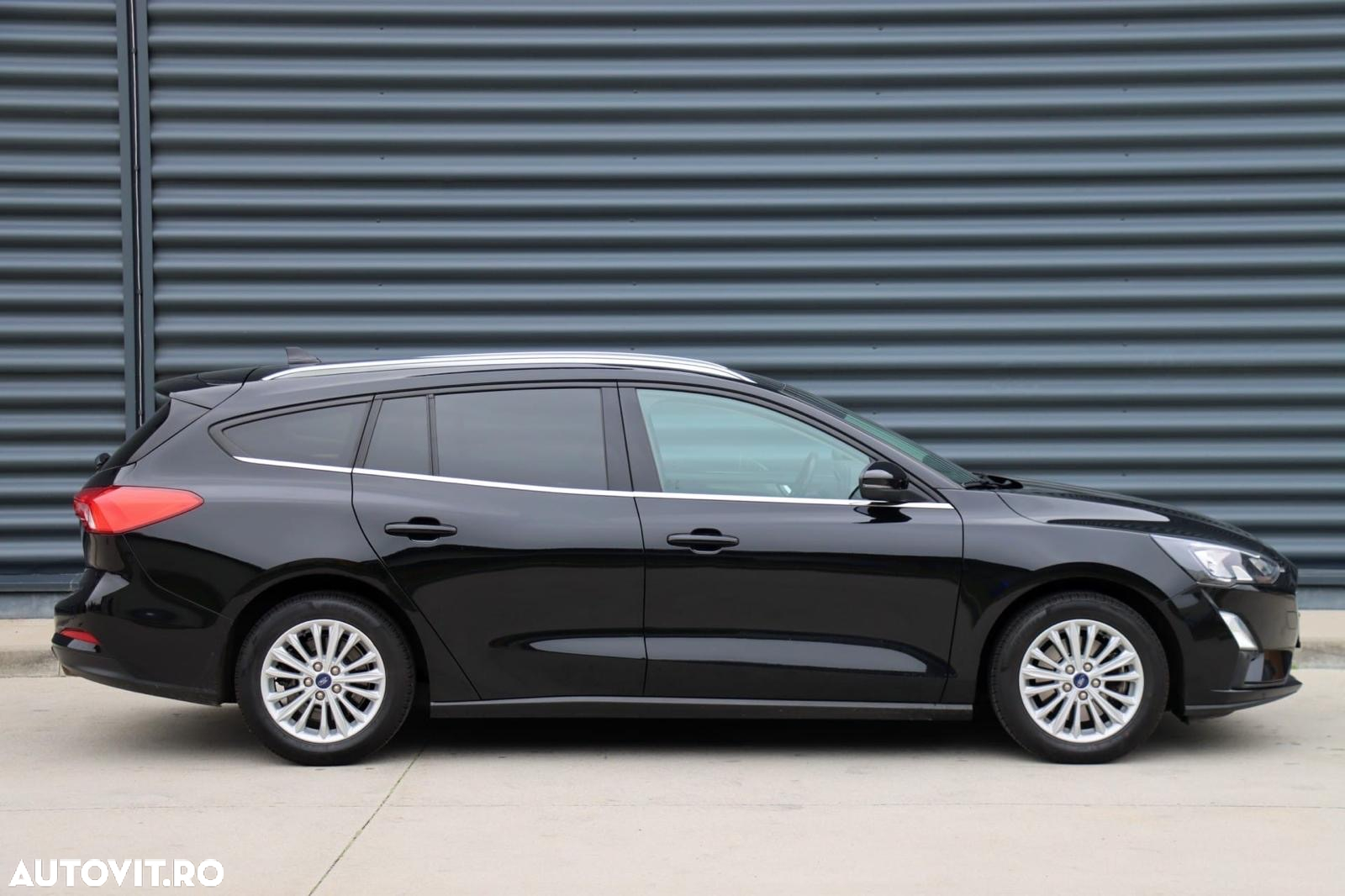 Ford Focus 1.0 EcoBoost Titanium Business - 15