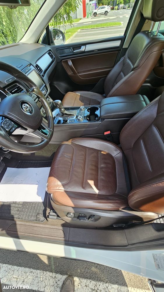 Volkswagen Touareg - 13