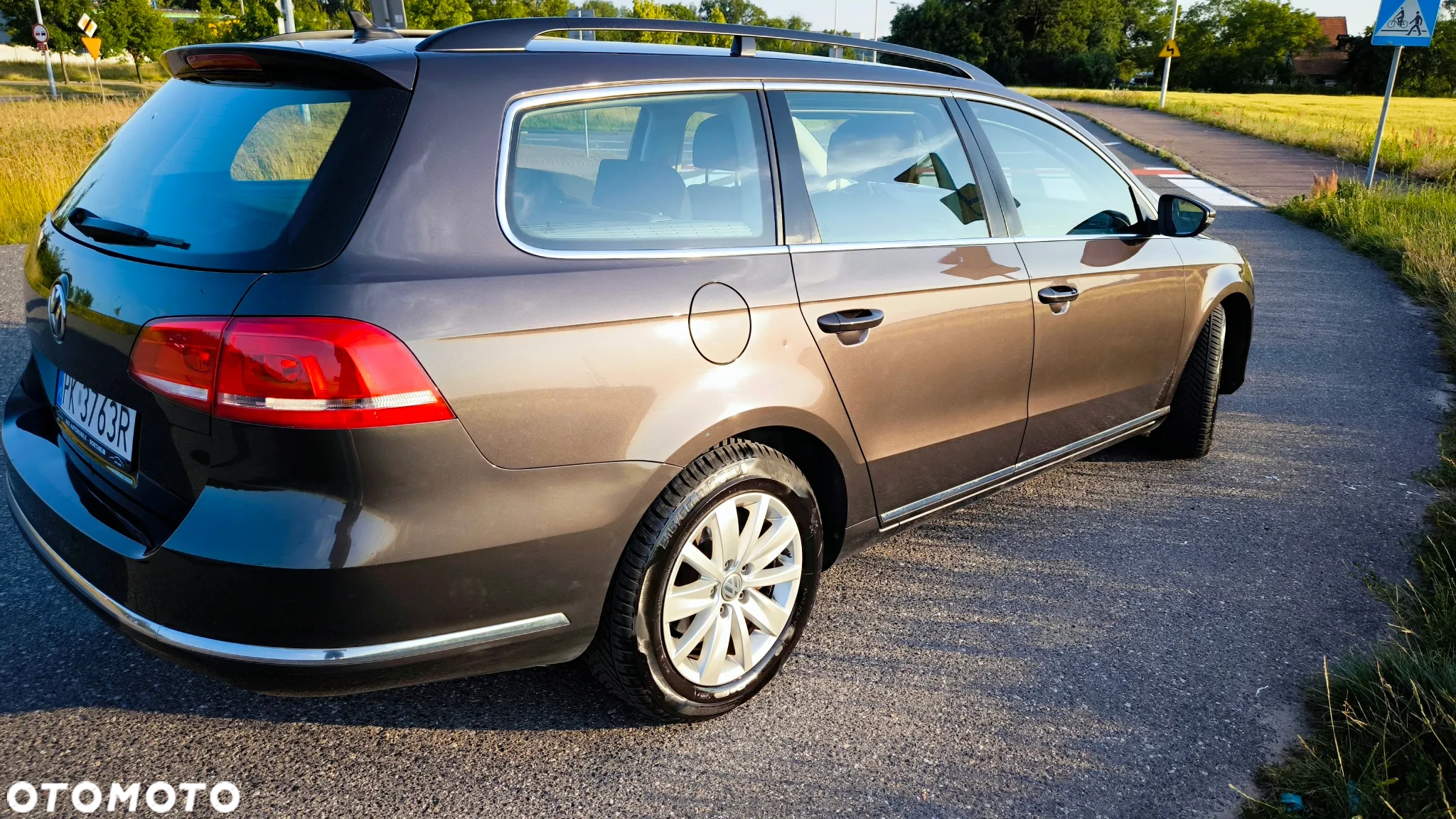 Volkswagen Passat 2.0 TDI DPF Comfortline - 4