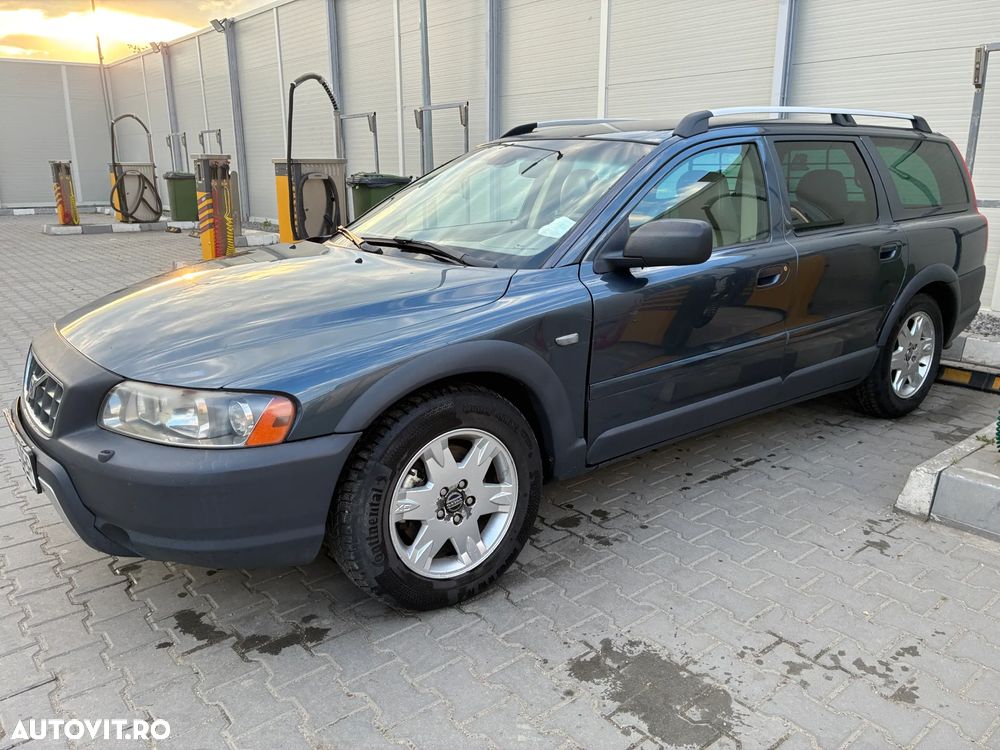 Volvo XC 70 D5 AWD Kinetic - 2