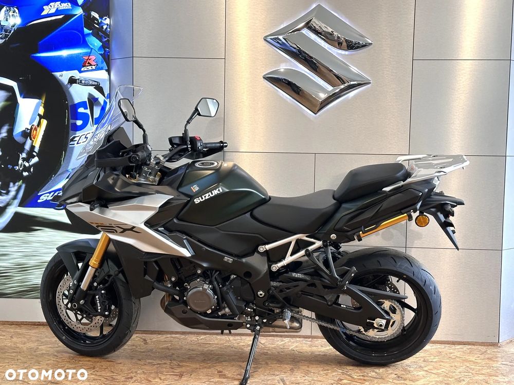 Suzuki GX - 9