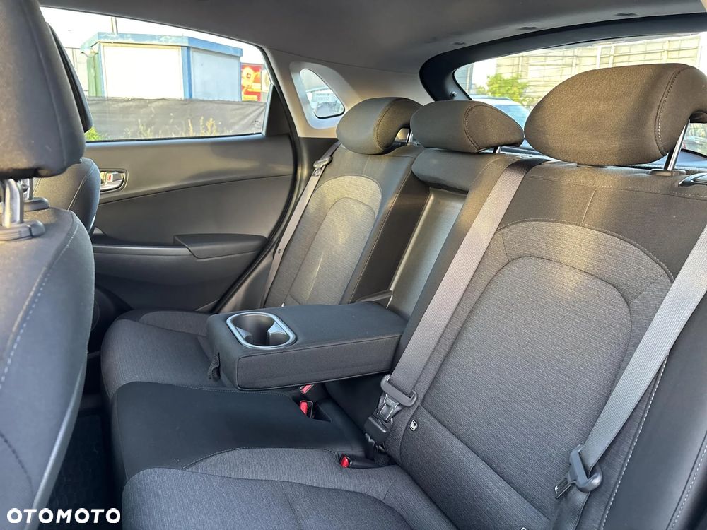 Hyundai Kona Electric 64kWh Modern - 21