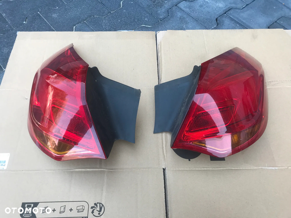Opel Astra J 09-12 Lampa Tył Tylna Prawa Lewa HB