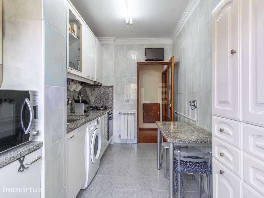 T2 com duas casas de banho e garagem Senhora da Hora - Grande imagem: 4/29