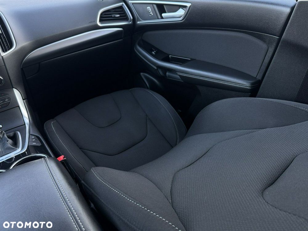 Ford S-Max 2.0 TDCi Titanium PowerShift - 24