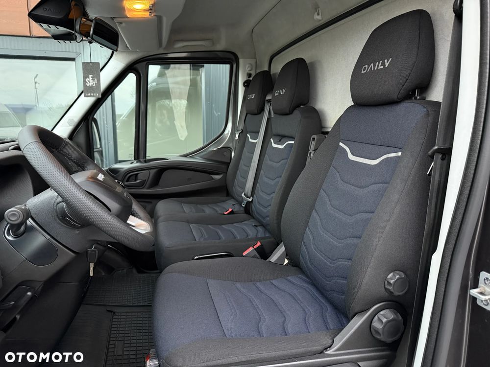 Iveco Daily 35S18 3.0 HPI 180KM / 2021 Rok / Kontener 4,5m / Reflektory LED / Zarejestrowany w PL - 23