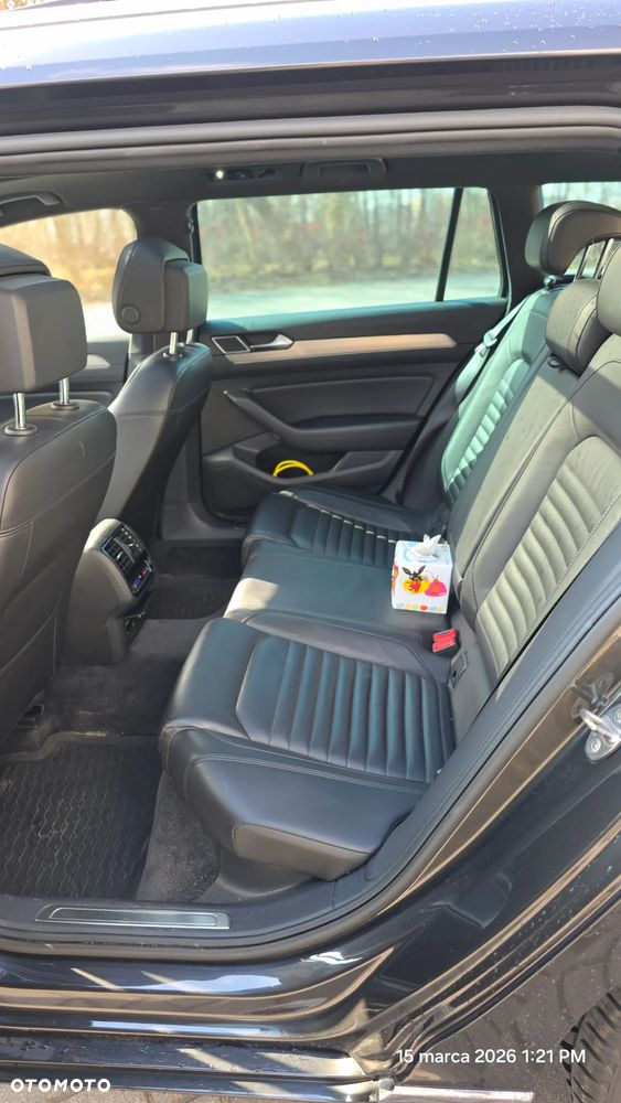 Volkswagen Passat 2.0 TDI SCR 4Mot DSG Highline - 10