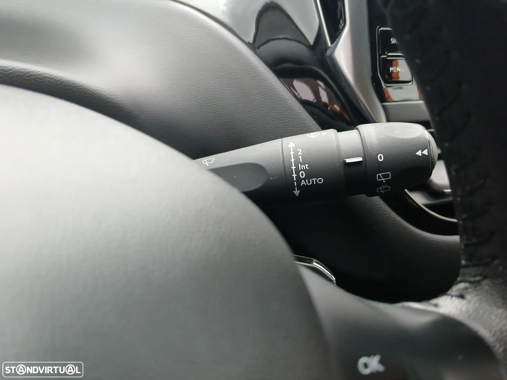 Peugeot 208 1.5 BlueHDi Signature - 28