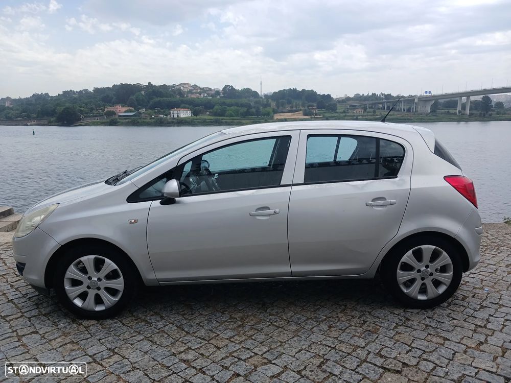 Opel Corsa 1.3 CDTI Enjoy EcoFLEX - 15