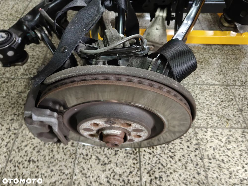 BELKA SANKI DYFER ZAWIESZENIE TYŁ 80A505235S AUDI Q5 II FY 80A 2.0 TDI - 5