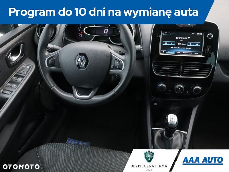 Renault Clio - 9