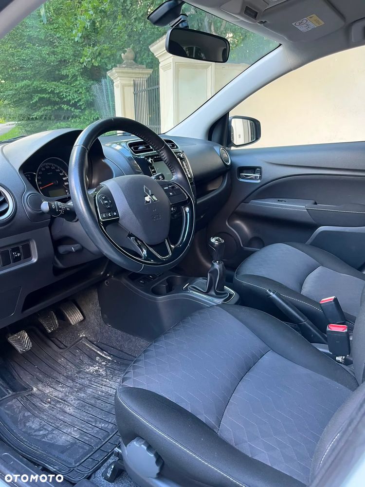 Mitsubishi Space Star 1.2 AS&G Invite - 14