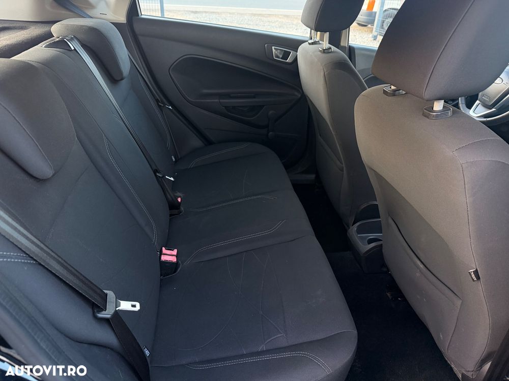 Ford Fiesta - 17