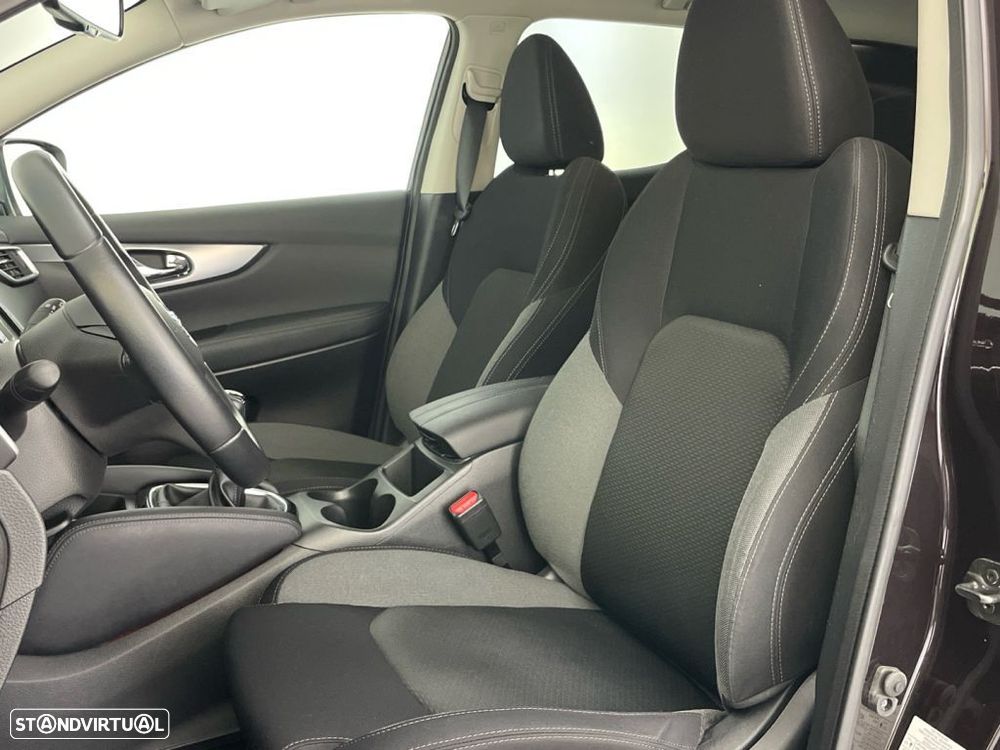 Nissan Qashqai 1.3 DIG-T N-Connecta - 17
