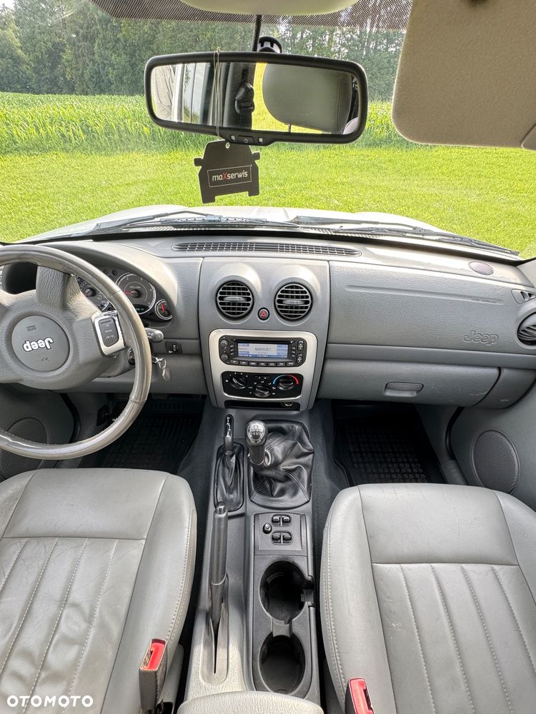 Jeep Cherokee 2.8 CRD Limited - 18