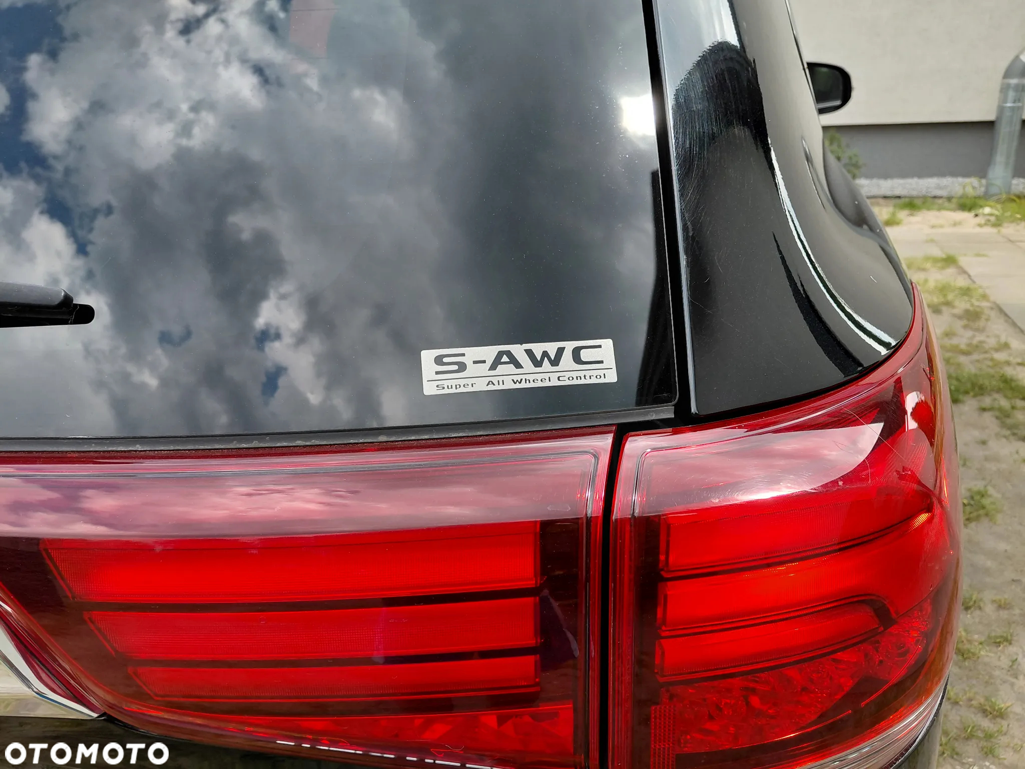 Mitsubishi Outlander 2.2 DI-D 4WD Automatik Diamant Edition - 6