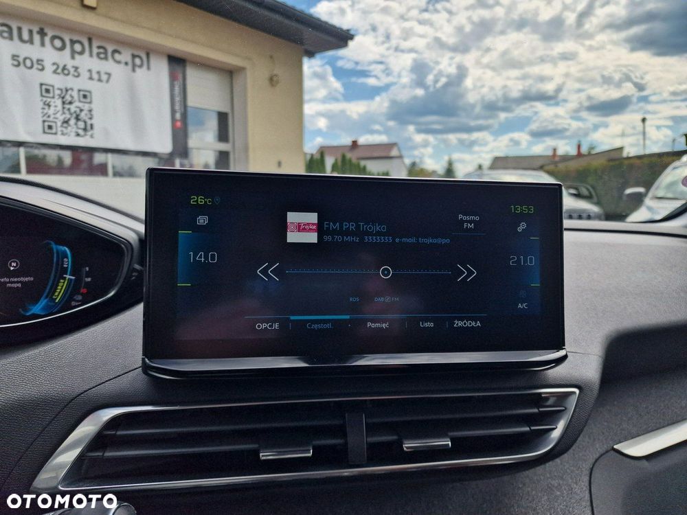 Peugeot 3008 1.6 PureTech Hybrid PHEV Allure S&S EAT8 - 29